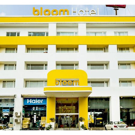 Bloom Hotel - Dzsammu Kültér fotó