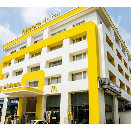 Bloom Hotel - Dzsammu Kültér fotó