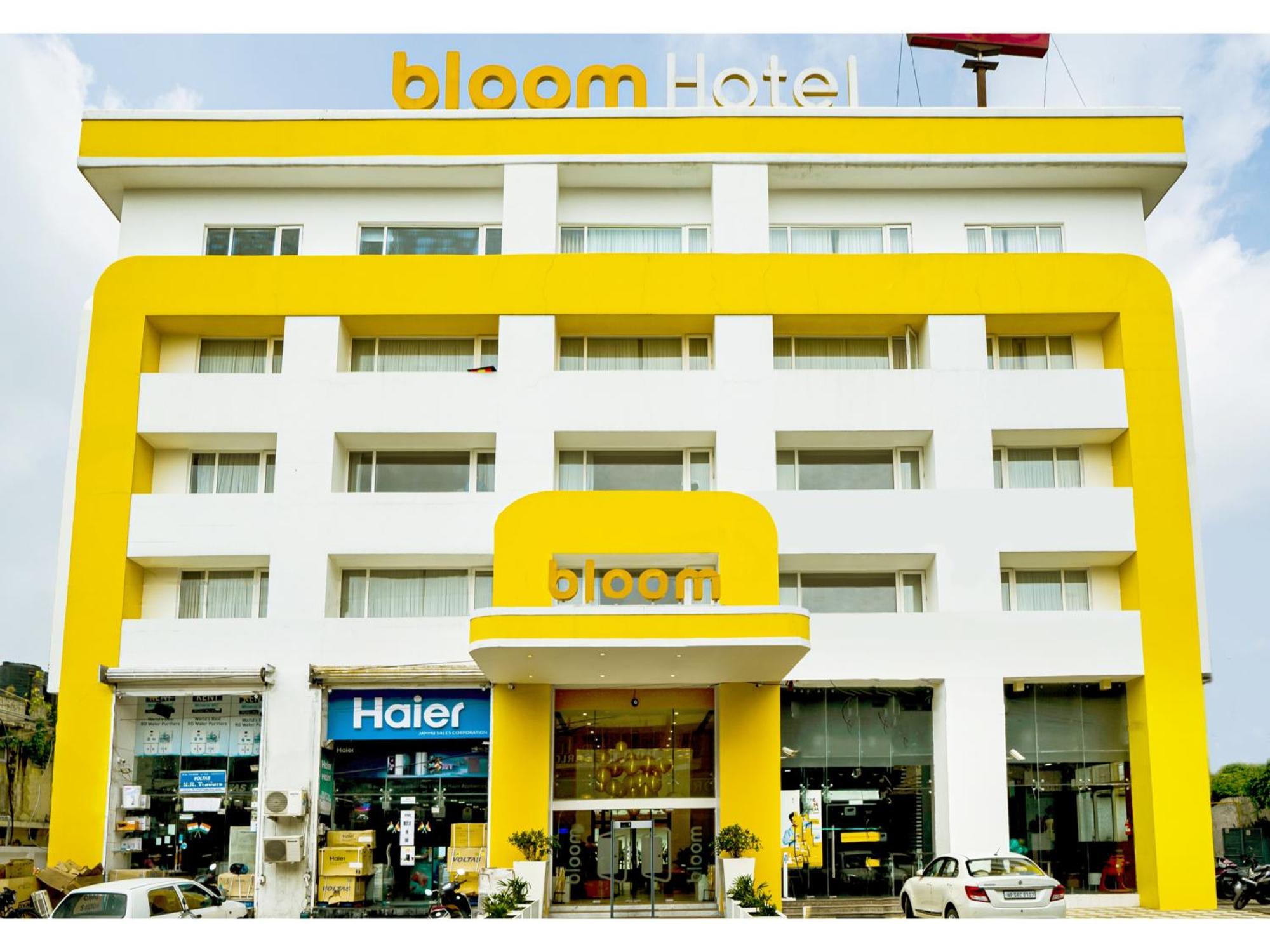 Bloom Hotel - Dzsammu Kültér fotó