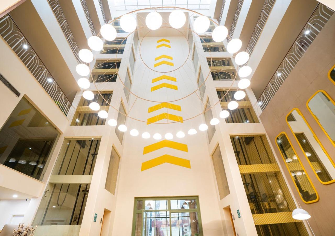 Bloom Hotel - Dzsammu Kültér fotó